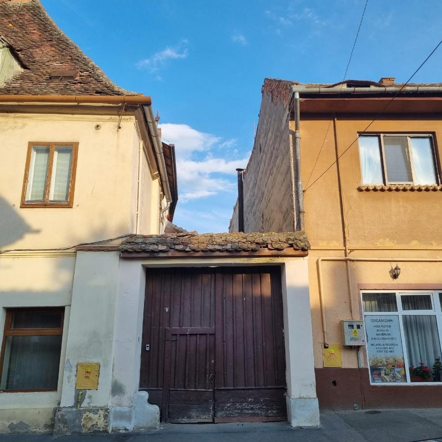 City Eyes Targul Vinului Apartment Sibiu Exterior photo